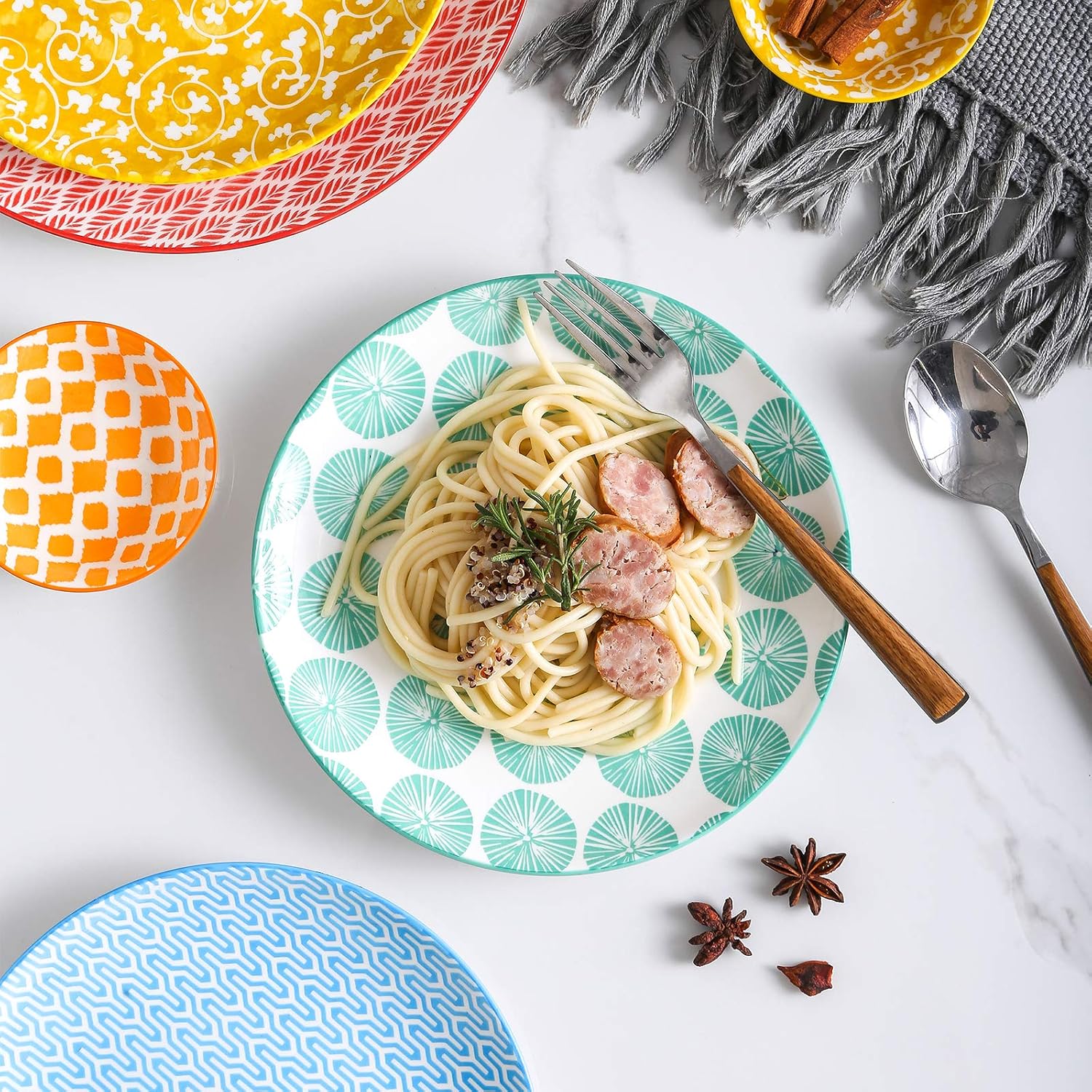 Selamica 10 inch Porcelain Dinner Plates, Large Size Serving Plate for Salad, Pancakes, Steak, Set of 6, Assorted Colors
