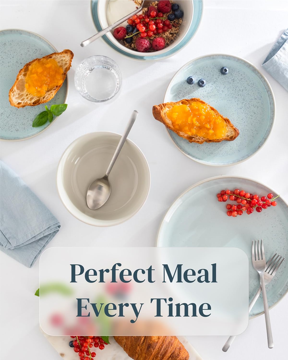 Stoneware dinner plates set 2 pcs – Light beige & blue stylish plates – Dishwasher, microwave and scratch resistant – Small salad & cake plates – Dinner service Pure Living