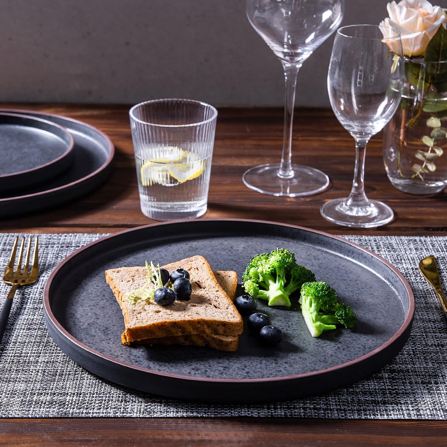 LERATIO Dinner Plates,Ceramic Dinner Plates Set of 6,10.75 inch Large ceramic plates,Modern Shape Dinnerware Dishes Set for Kitchen, Microwave & Dishwasher & Oven Safe-Coffee Rim | Modern Flat Shape Dinnerware Dishes Set for Kitchen,Microwave & Dishwasher