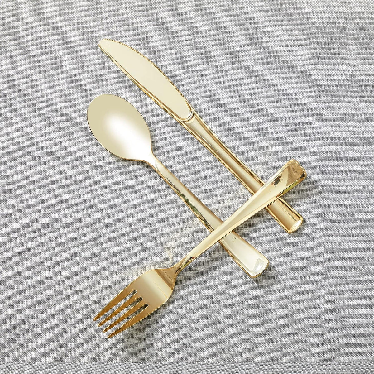160PCS Gold Plastic Silverware, Disposable Plastic Cutlery/Utensils | Heavy Duty Flatware Kit , 80 Forks, 40 Spoons, 40 Knives , for Party, Wedding, Birthday & Everyday Use